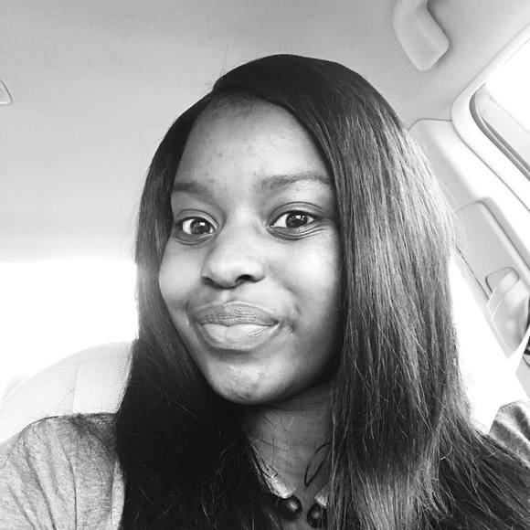 Meet your Posher, Alecia - Picture 1 of 1